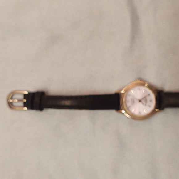 GEOFFREY BEENE Watch Leather Band - NEW BATTERY - Picture 6 of 7